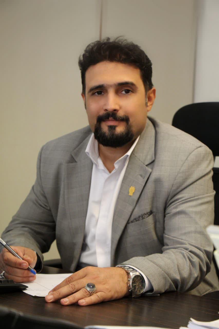 دکتر بابک عزیزی